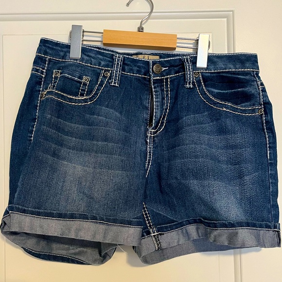 EARL brand Denim Jean Shorts 12 - Picture 1 of 6